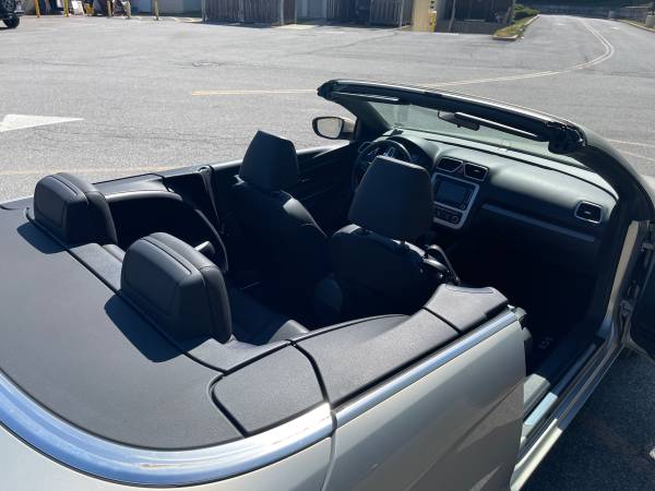 2010 Volkswagen Eos Hard Top Convertible Low Miles for sale in Wappingers Falls, NY – photo 23