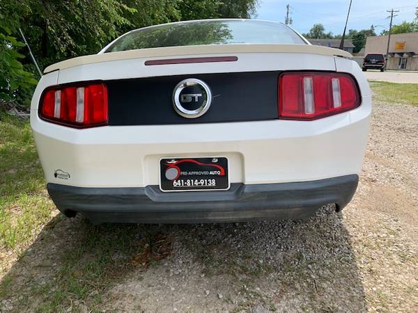 2010 Ford Mustang for sale in Ottumwa, MO – photo 9