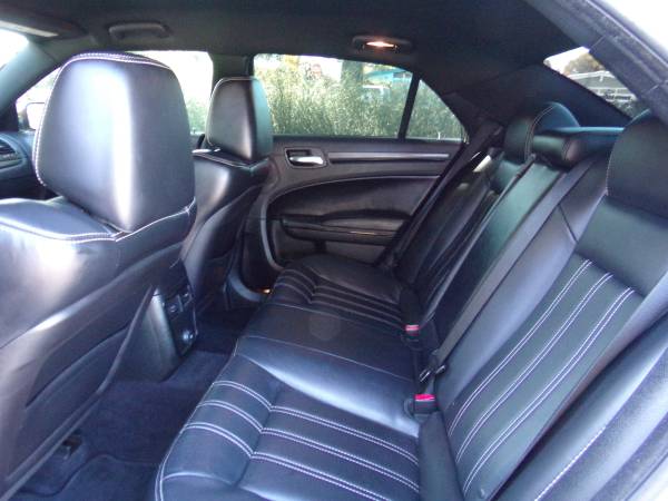 2014 Chrysler 300S Runs Great Leather Navi 50K Miles Reg 2020 A/C Nice for sale in Hayward, CA – photo 10