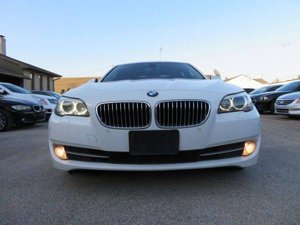 2011 BMW 528 I -EASY FINANCING AVAILABLE for sale in Richardson, TX – photo 2