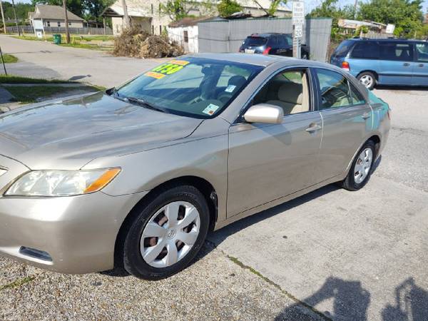 2007 Toyota Camry 4dr Sdn I4 Auto XLE (Natl) - - by for sale in New Orleans, LA – photo 2