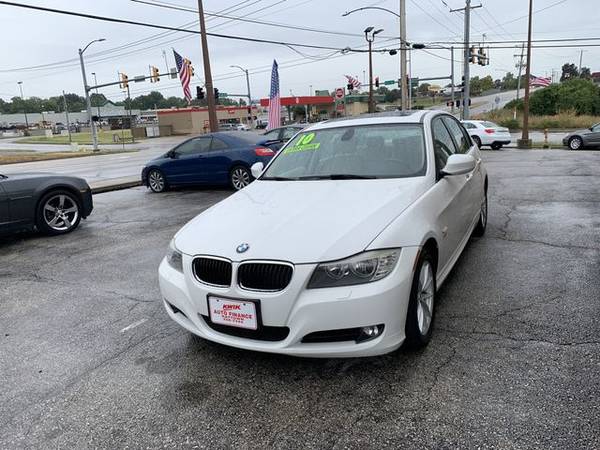 2010 BMW 3-Series 328i xDrive Sedan 4D - - by dealer for sale in Raytown, MO – photo 6