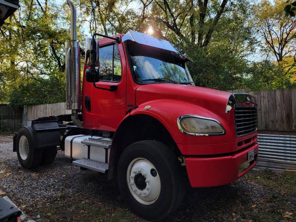 Freightliner truck for sale in Madison, TN