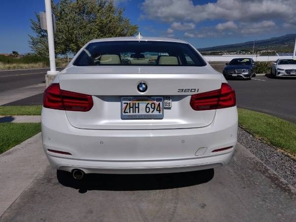 2018 BMW 3-Series 320i - - by dealer - vehicle for sale in Kailua-Kona, HI – photo 6