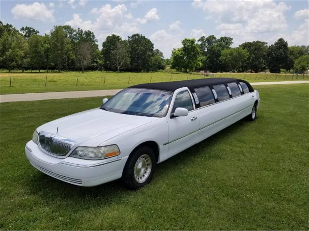 1999 Lincoln Town Car for sale in Cadillac, MI – photo 24
