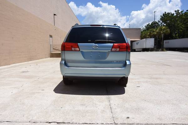 2005 Chrysler Town & Country wheelchair handicap accessible van for sale in Ocala, FL – photo 20