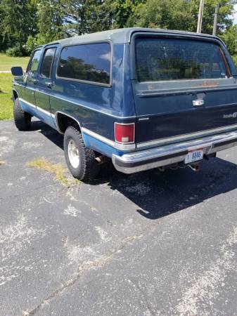 1987 Chevy suburban 4x4 California truck for sale in Galion, OH – photo 4