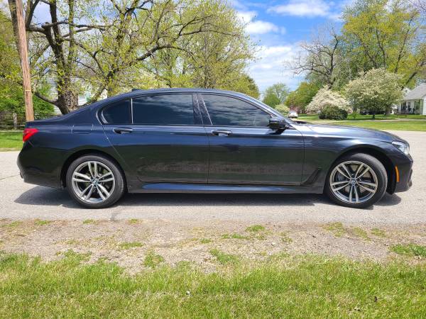 2018 BMW 750i xDrive - - by dealer - vehicle for sale in redford, MI – photo 6