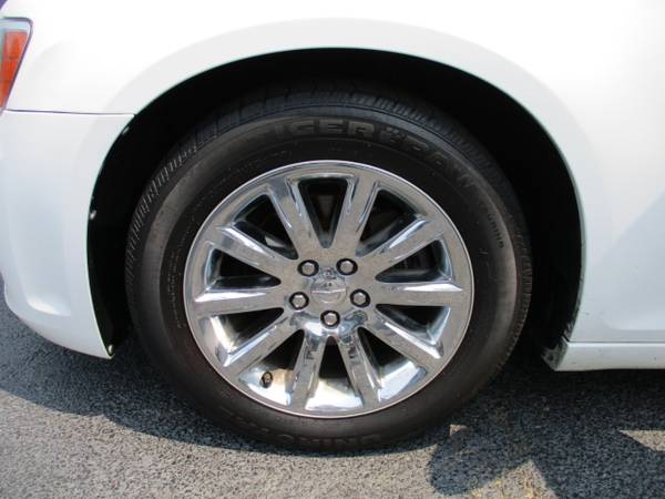 2012 Chrysler 300 Limited RWD for sale in Roanoke, VA – photo 22