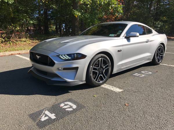2018 Ford Mustang gt - cars & trucks - by owner - vehicle automotive... for sale in Nanuet, NY