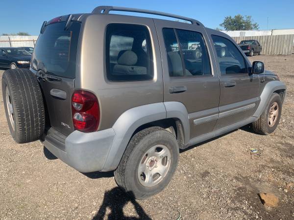 2005 Jeep Liberty for sale in Denton, TX – photo 2