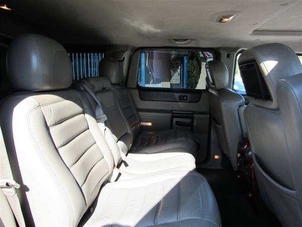 2004 HUMMER H2 Lux Series for sale in Downey, CA – photo 21
