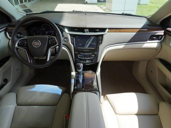 2014 Caddy Cadillac XTS Luxury FWD sedan Silver Coast Metallic -... for sale in Baton Rouge , LA – photo 15