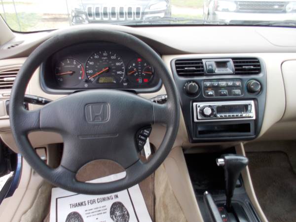 2000 HONDA ACCORD EX COUPE, accident free, local, 3 owner Honda -... for sale in Spartanburg, SC – photo 10