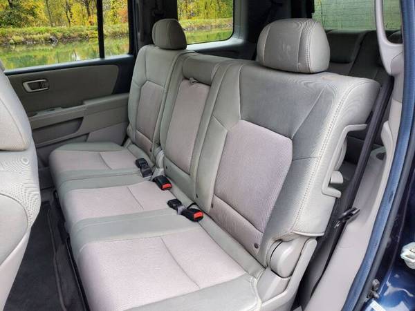 2011 Honda Pilot EX, AWD, 3RD Row Seating, 1-Owner NO Accindts -... for sale in Spencerport, NY – photo 22