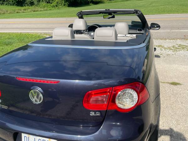 VW Eos VR6 Hard top Convertible for sale in Springfield, OH – photo 4