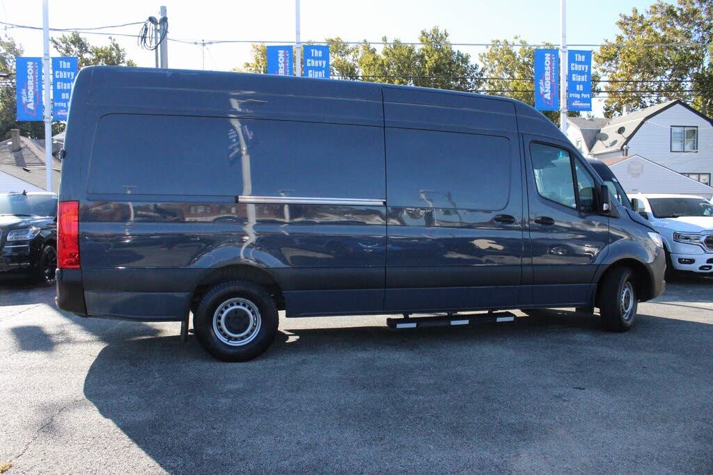 2019 Mercedes-Benz Sprinter 3500 XD 170 V6 High Roof Crew Van RWD for sale in Chicago, IL – photo 5