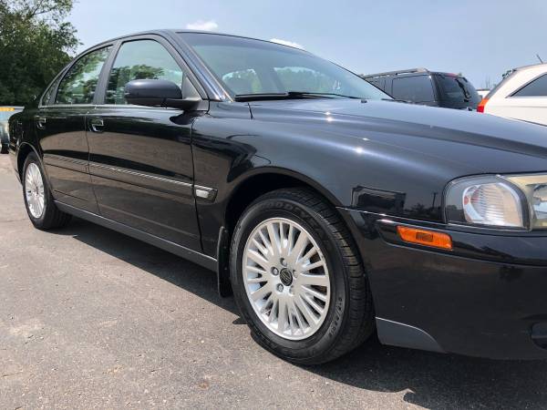 Great Price! 2004 Volvo S80! Loaded! for sale in Ortonville, OH – photo 12