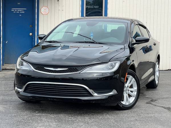 2016 CHRYSLER 200 BLUETOOTH LOW MILES 90 DAY WARRANTY - cars & for sale in Highland, IL – photo 2