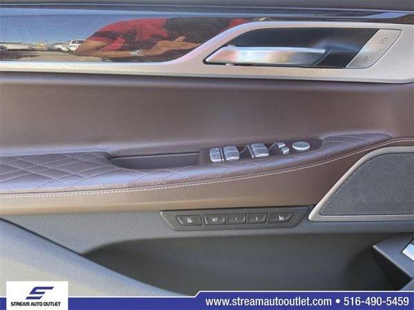 2020 BMW 7 Series 7-Series - - by dealer - vehicle for sale in Valley Stream, NY – photo 17