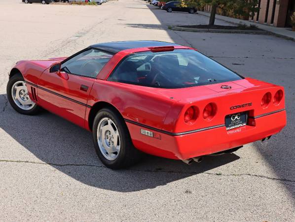 1988 CHEVY CORVETTE COUPE TARGA ONLY 25k-MILES RED/RED AUTO V8 for sale in Elgin, IL – photo 17