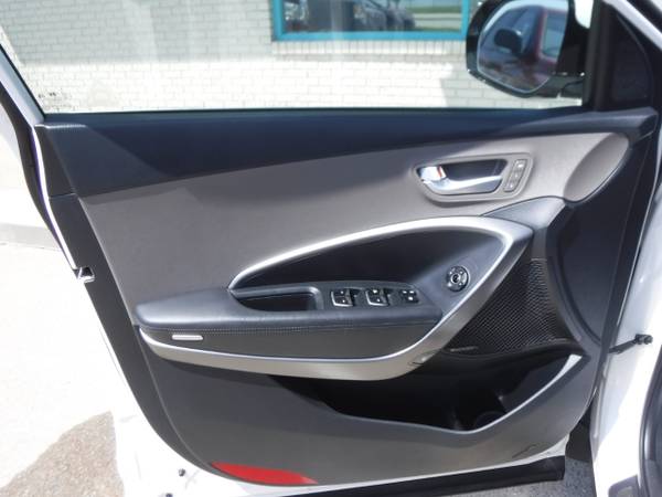 2014 Hyundai Santa Fe Limited AWD w/ Ultimate Pkg! * 59k Miles * for sale in Denver , CO – photo 18