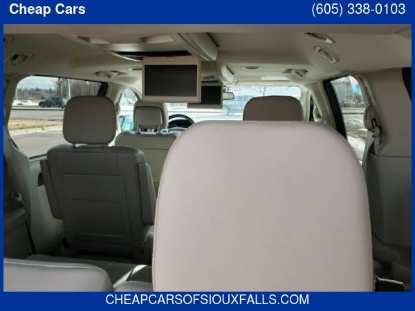 2011 CHRYSLER TOWN & COUNTRY LIMITED - - by dealer for sale in Sioux Falls, SD – photo 6