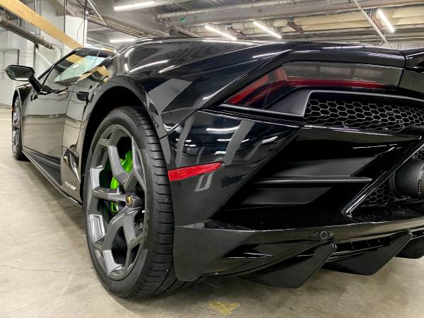 2020 Lamborghini Huracan EVO Spyder for sale in Los Angeles, CA – photo 13