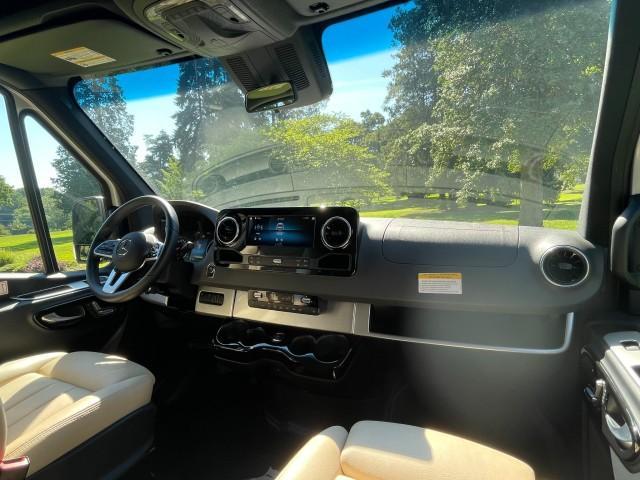2020 Mercedes-Benz Sprinter 2500 INTERSTATE 19 TOMMY BAHAMA 2021 for sale in West Chester, PA – photo 33