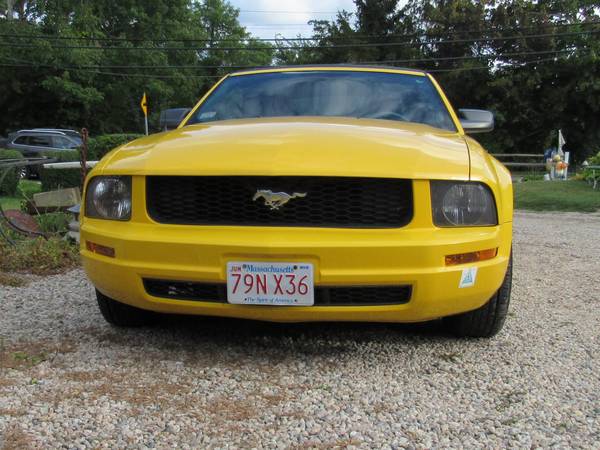 2006 FORD MUSTANG CONVERTIBLE 29,400 MILES! NEW TIRES NICE CONDITION for sale in Brewster, MA – photo 3