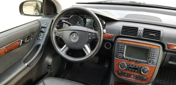 2006 MERCEDES-BENZ R350 4MATIC - cars & trucks - by owner - vehicle... for sale in Houston, TX – photo 18