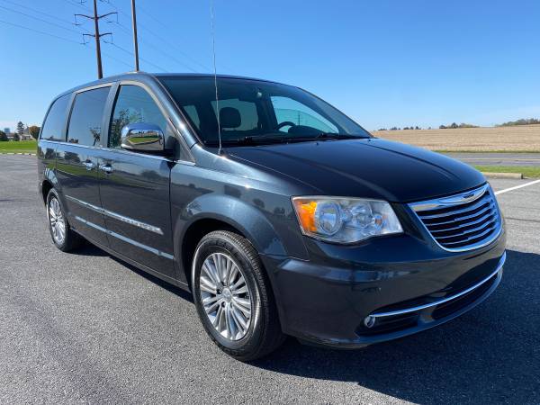 2014 Chrysler Town and Country Touring L Minivan 88, 000 Miles - cars for sale in Mount Joy, PA