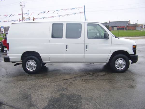2008 FORD ECONOLINE 250 CARGO VAN for sale in Green Bay, WI – photo 2