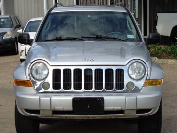 2006 Jeep Liberty 3 7L Limited Mint Condition Lowe Mileage Must See for sale in Dallas, TX – photo 5