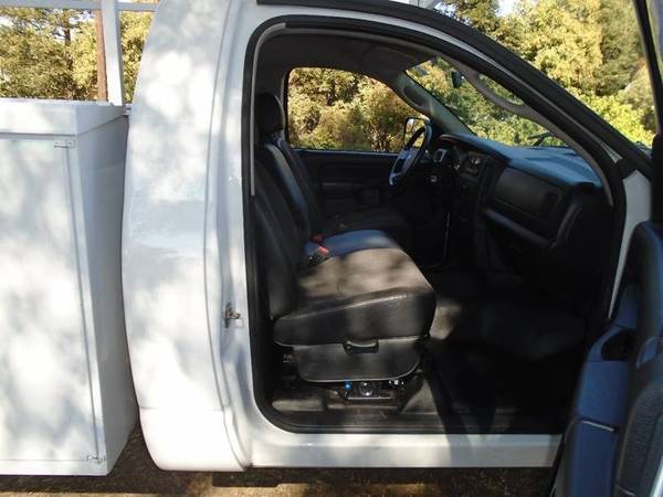 2004 Dodge Ram Pickup 2500 ST REG CAB 2WD, UTILITY-SERVICE TRUCK for sale in Riverbank, CA – photo 8