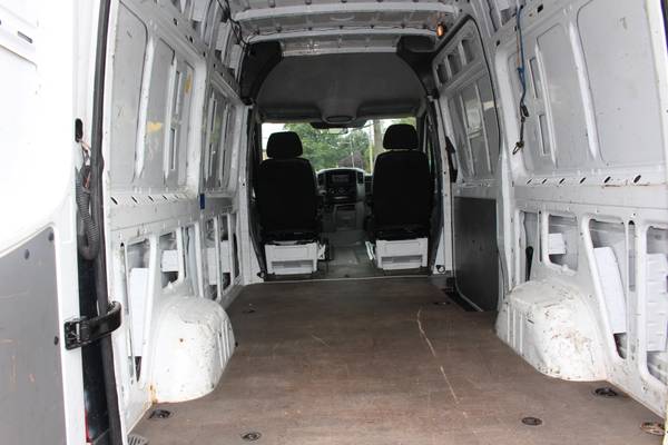 2011 MERCEDES SPRINTER 2500 144 WB CARGO DIESEL VAN WE FINANCE ALL !!! for sale in Uniondale, NY – photo 16