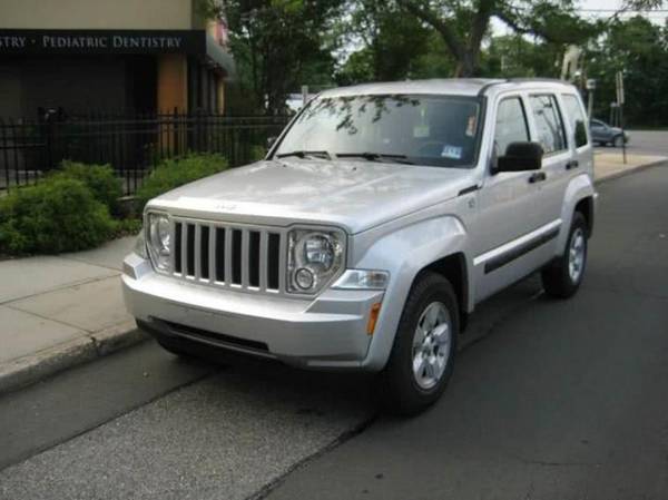 2009 Jeep Liberty Sport 4x4 4dr SUV SUV - cars & trucks - by dealer... for sale in Massapequa, NY
