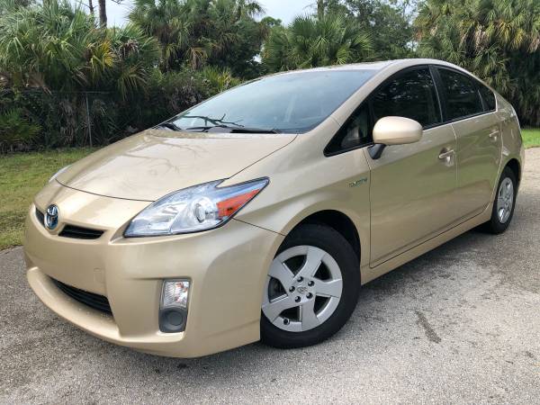 2011 Toyota Prius One Florida Owner !! - cars & trucks - by dealer -... for sale in Naples, FL