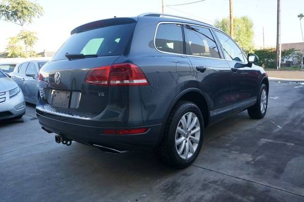 2011 Volkswagen Touareg VR6 Sport Utility 4D for sale in SUN VALLEY, CA – photo 4