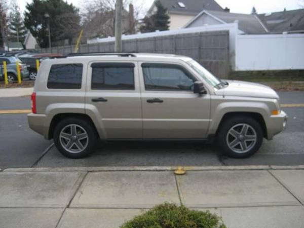 2009 Jeep Patriot Sport 4x4 4dr SUV SUV - cars & trucks - by dealer... for sale in Massapequa, NY – photo 8