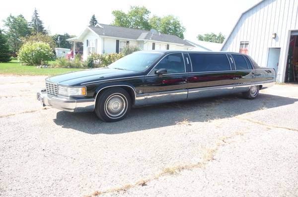 CADILLAC LIMO for sale in Ubly, MI – photo 2
