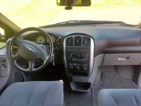 2005 Chrysler Town and Country Touring 4D Pass Ext Van 6 for sale in Piedmont, SC – photo 8