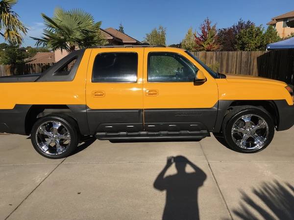Chevy Avalanche 2003 Super Clean for sale in Rescue, CA – photo 9