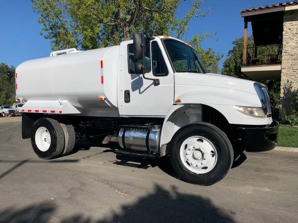 2011 INTERNATIONAL 2500 GALLON WATER TRUCK JUST BUILT $25,500 - cars... for sale in Patton, CA – photo 6