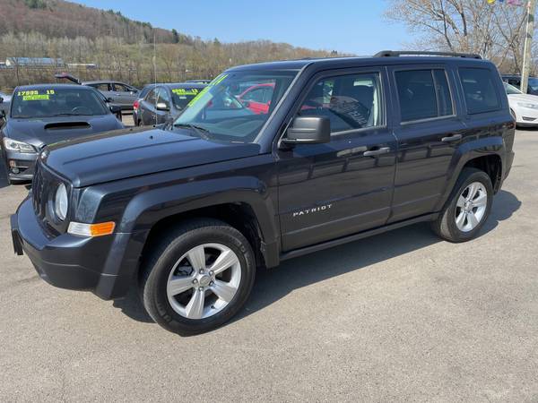 2014 JEEP PATRIOT SPORT 4X4 6-SPEED 66, 000 MILES - cars & for sale in Owego, NY – photo 3