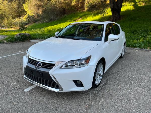 2016 Lexus CT 200h Hybrid Hatchback 34k Miles - White - cars & for sale in Santa Barbara, CA