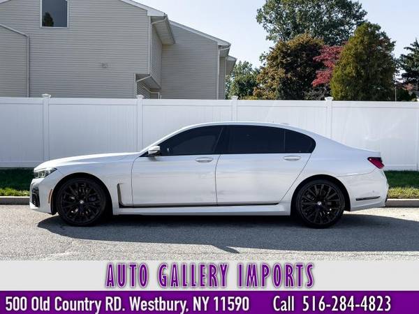 2020 BMW 750i xDrive Sedan - - by dealer - vehicle for sale in Westbury , NY – photo 4