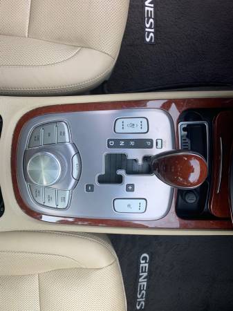 2012 Hyundai Genesis “62 k & one owner” for sale in Hayward, CA – photo 12