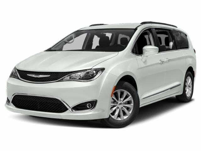 2019 Chrysler Pacifica Touring L FWD for sale in ST Cloud, MN