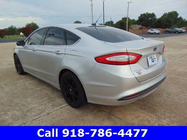 2013 Ford Fusion SE hatchback Silver - cars & trucks - by dealer -... for sale in Grove, AR – photo 9